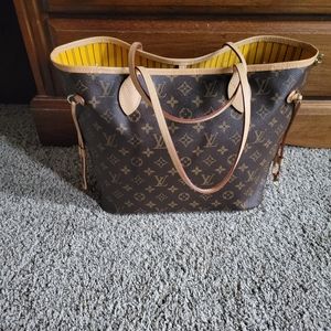 Louis Vuitton Neverfull MM